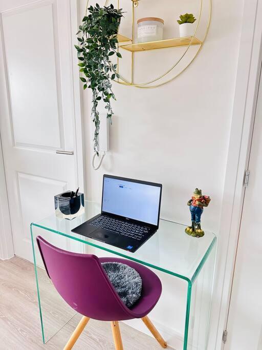 Central Derby Urban 2 Bedroom Flat - An Oasis Of Elegance! Free Parking And Wifi Suitable For Families And Professionals Экстерьер фото